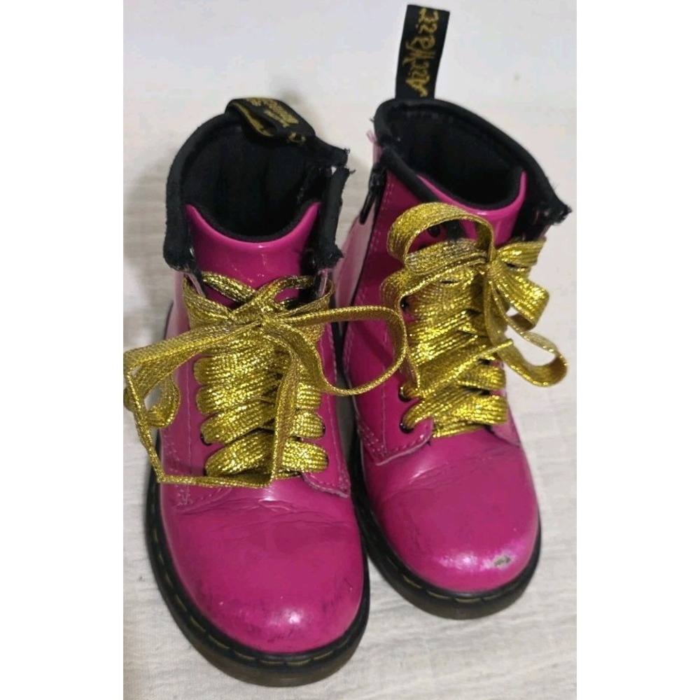 DR Martens Boots Brooklee Hot Pink Leather Girls US 9 Girls Gold Glitter Laces